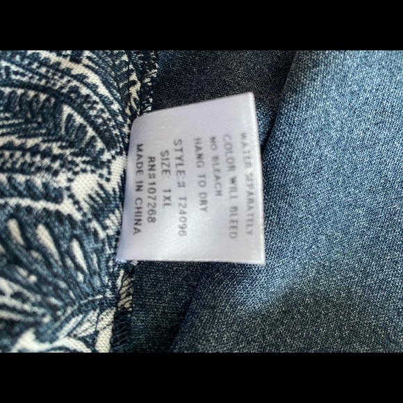 Blouse - Picture 4 of 4